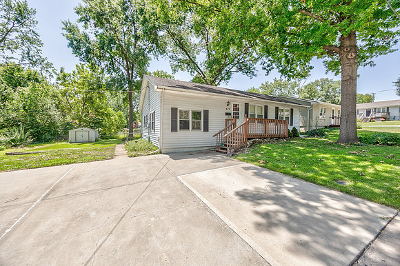 421WInsleyAve-2