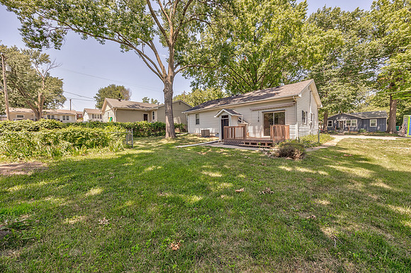 421WInsleyAve-5