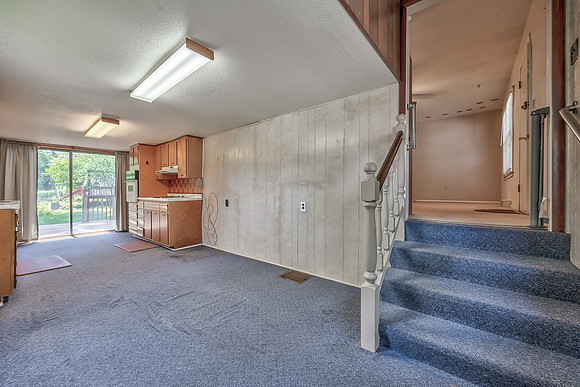 421WInsleyAve-14