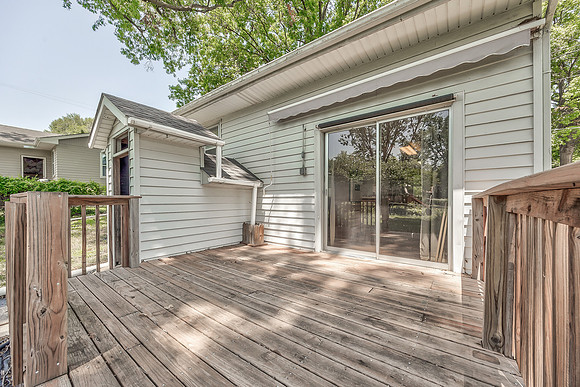 421WInsleyAve-19