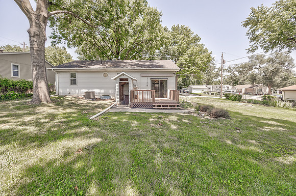 421WInsleyAve-20