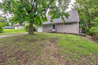 8306 Corrington Ave