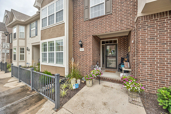 16079SBrookfieldST-1