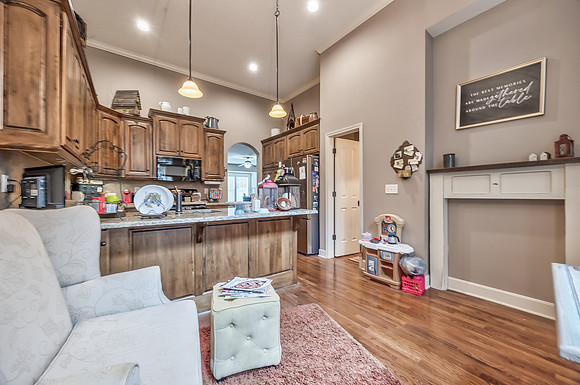 16079SBrookfieldST-15