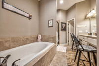 16079SBrookfieldST-17