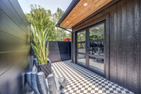 8424EnglandST-12