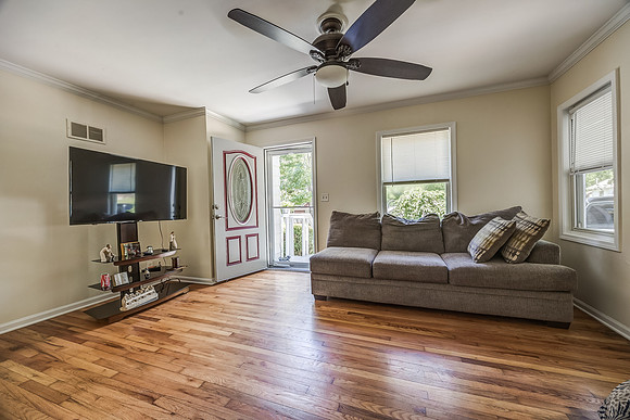 2419HarvardAve-3