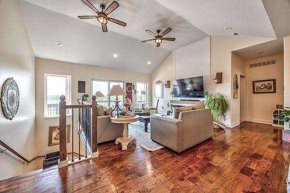 26030HospitalDR-11