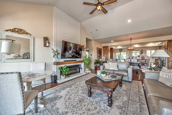 26030HospitalDR-13