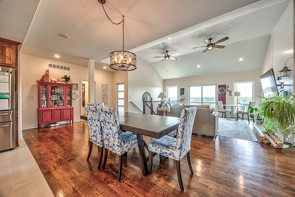 26030HospitalDR-21