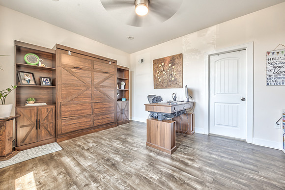 26030HospitalDR-43