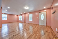 1627EGlennDR-4