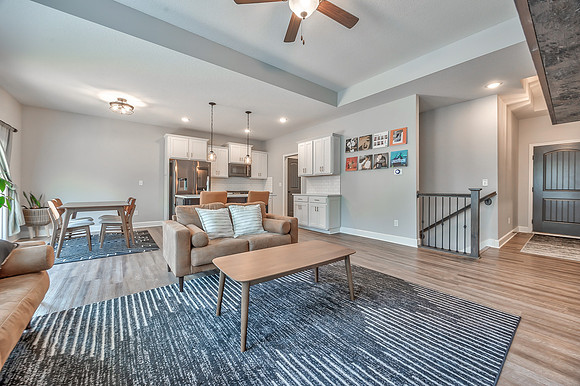 3704NW95ST-19