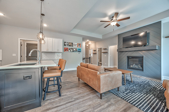 3704NW95ST-17