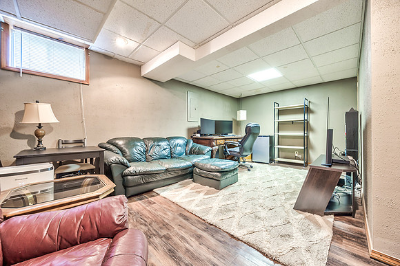 2125NEChipmanRD-20