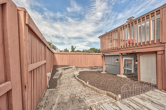 8016MonroviaST-37