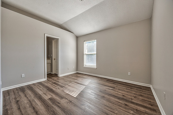 17903W158ST-33