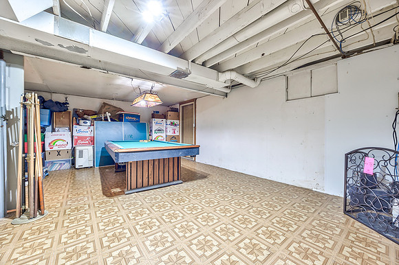 14017StillwellRD-27