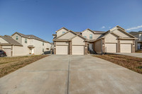 10542ClubhouseDr-2