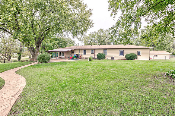 14017StillwellRD-38