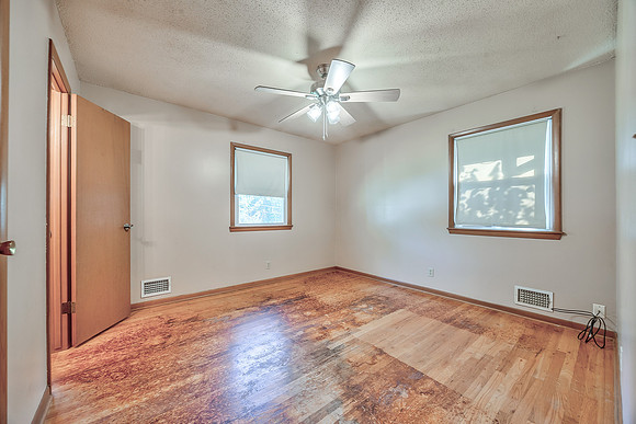 8006E89ST-13