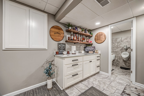 803SWRockhillDr-11