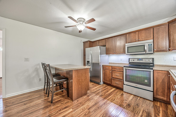 24853Linwood-7