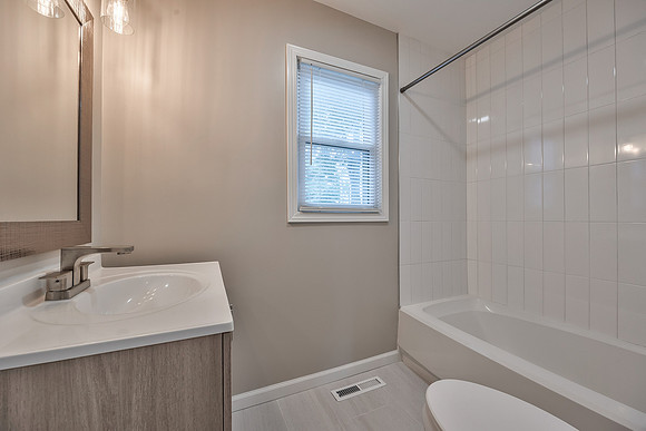 737NWoodlandST-19