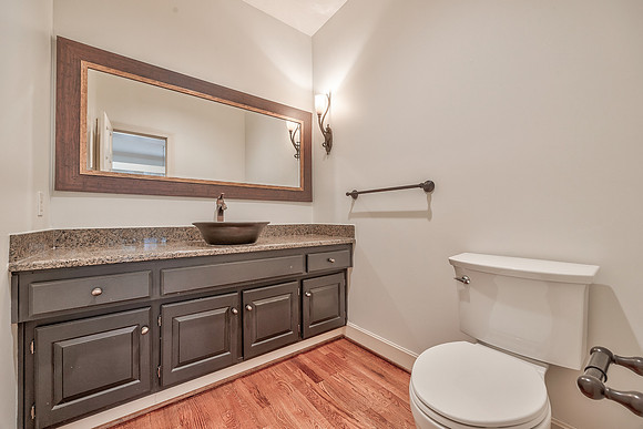 12452LindenST-31