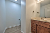 10536ClubhouseDR-5