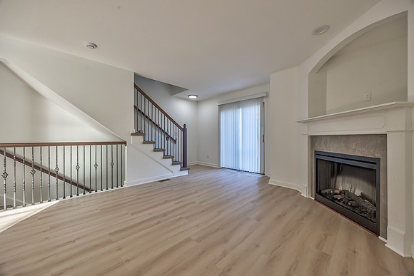 10536ClubhouseDR-10