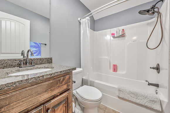 14173AshburyCT-17
