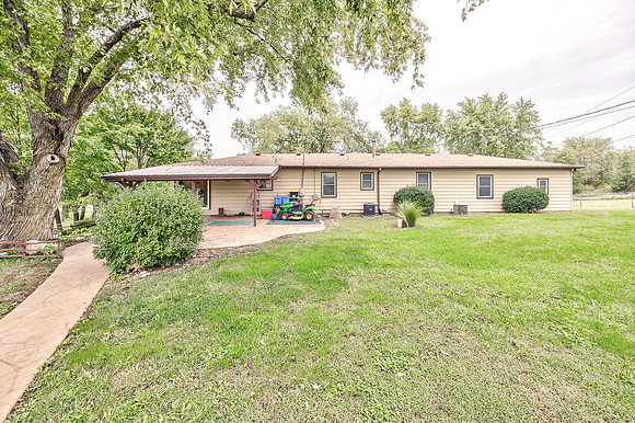 14017StillwellRD-35