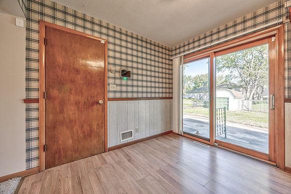 8006E89ST-6