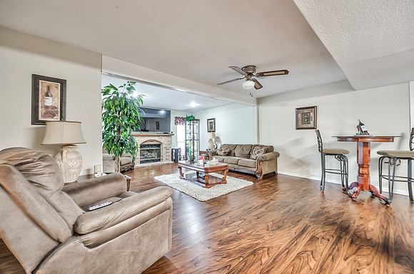 1106SycamoreRidgeDr-23