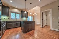 12452LindenST-9