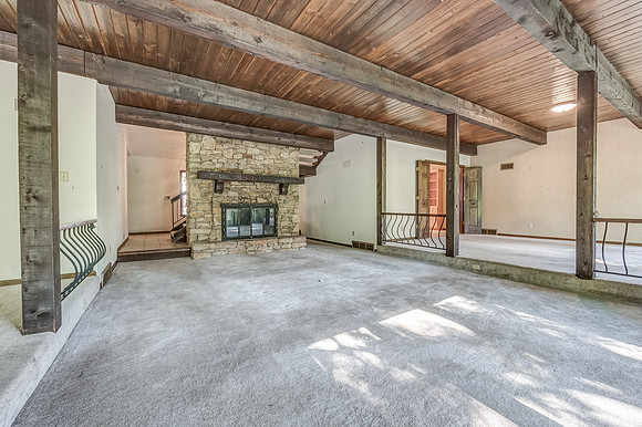 12600OverbrookRD-14