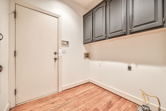 12452LindenST-11