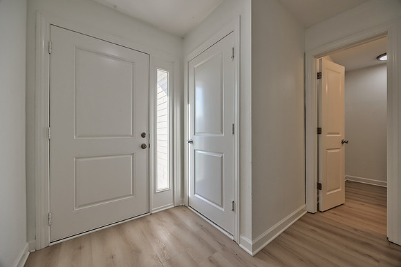 10536ClubhouseDR-4