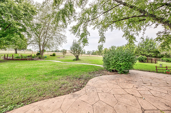 14017StillwellRD-31