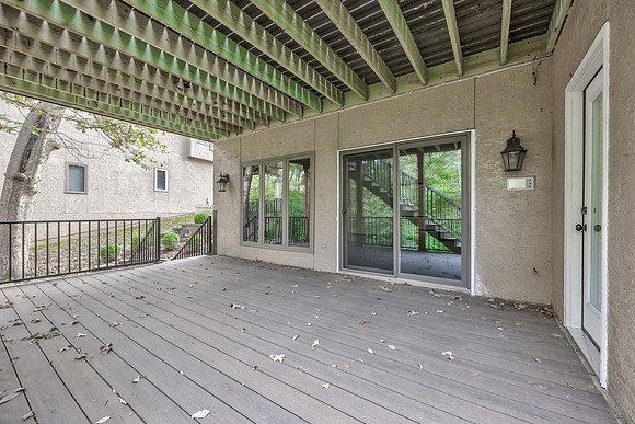 12452LindenST-44