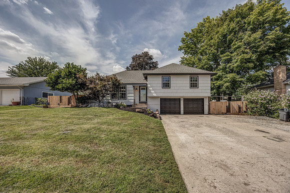 5624LocustAve-20