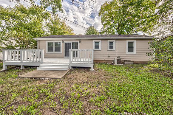 737NWoodlandST-29