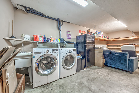 301NHarrisonINT-18