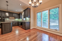 12452LindenST-13