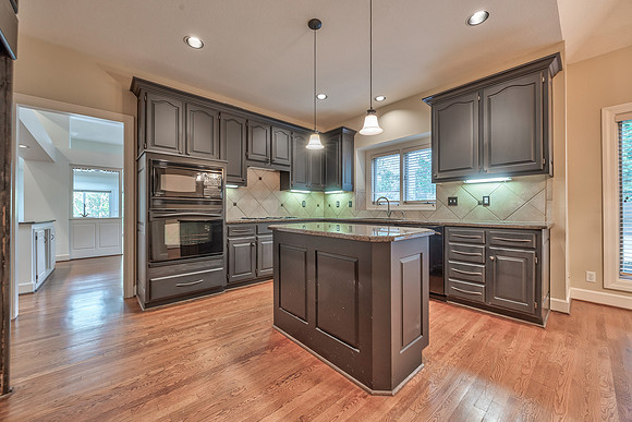 12452LindenST-10