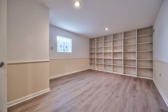 6919HalletDR-22