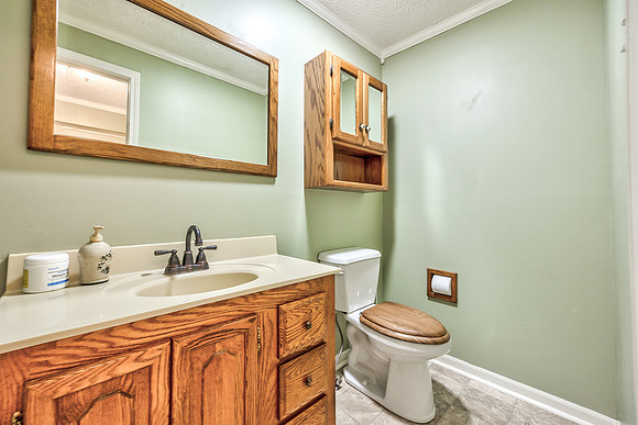 14017StillwellRD-22