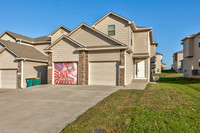 10536ClubhouseDR-1