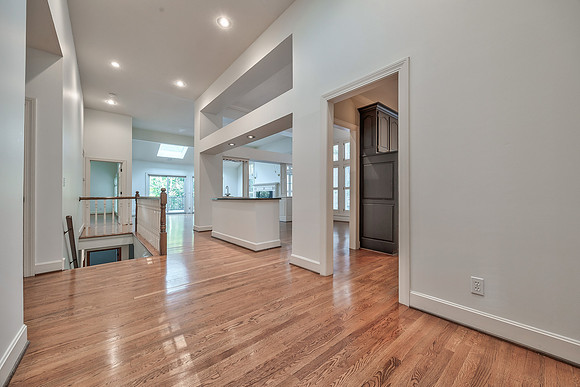 12452LindenST-8